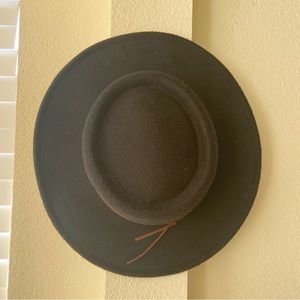 Scala Black Felt Wide Brim Hat